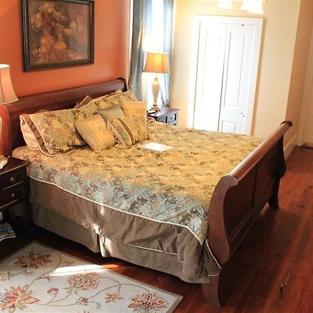 Carroll House Bed & Breakfast Bay St. Louis ภายนอก รูปภาพ